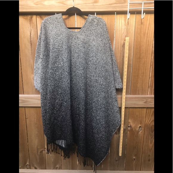 Grey and silver ombré Cape with black fringe  one-size fits most - Picture 4 of 4